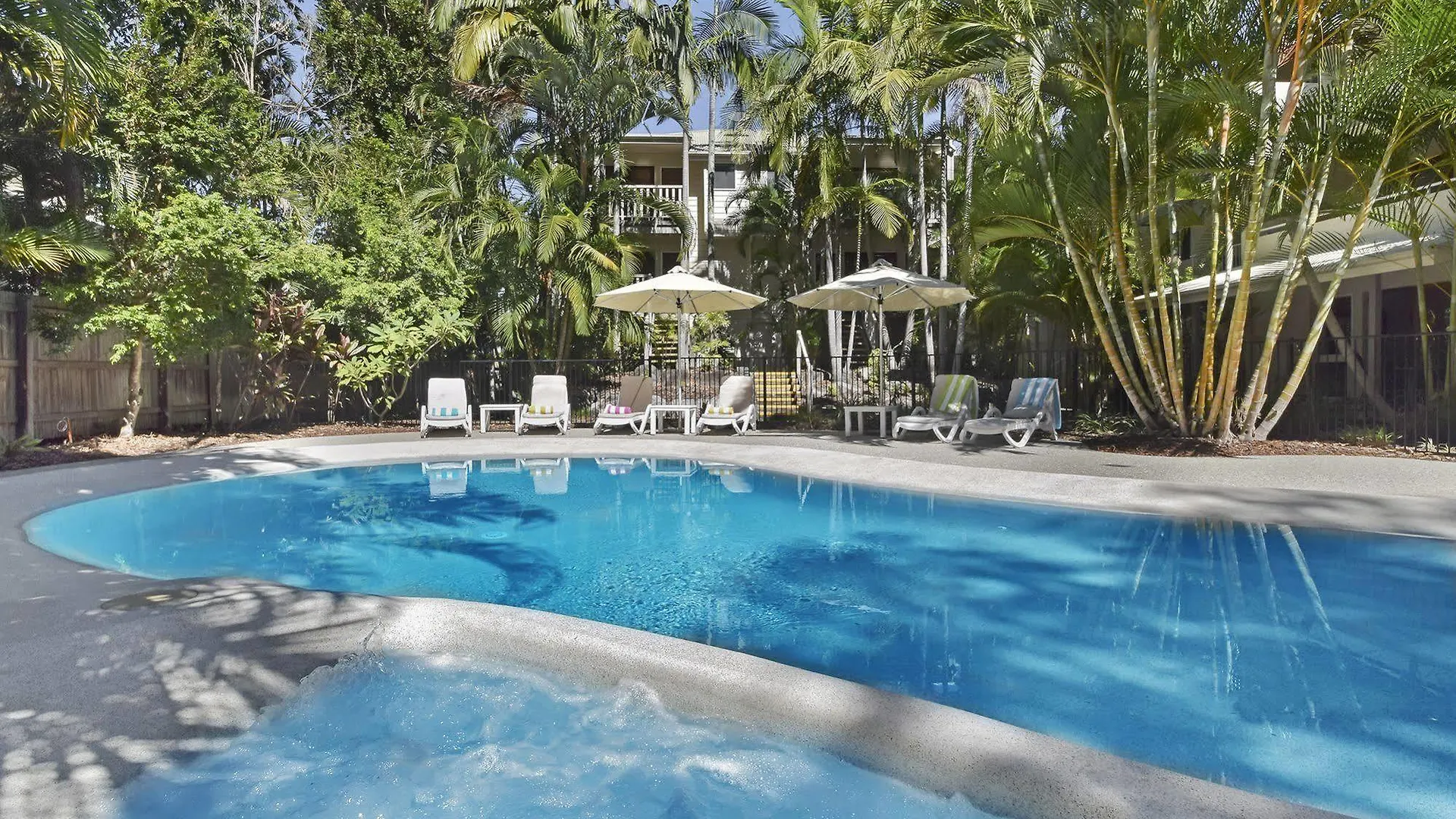 Апарт-отель Апарт отель Sunset Cove Noosa Нусавиль